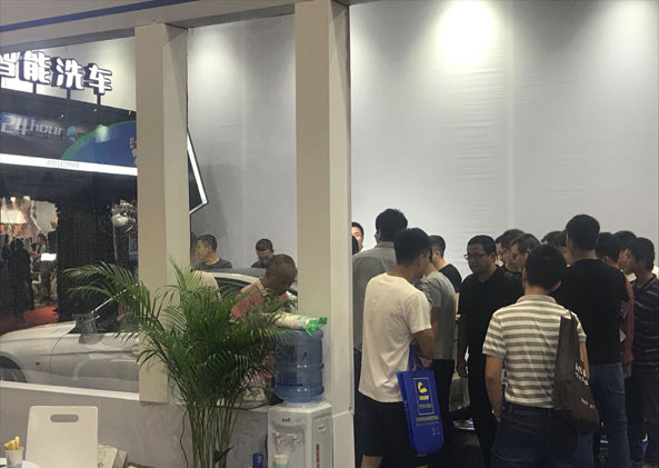 大型全自動洗車機發展形勢看好